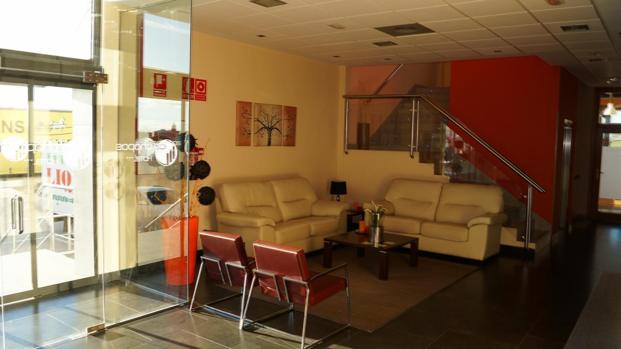 Villaherreros Hotel Area De Servicio Los Chopos מראה חיצוני תמונה