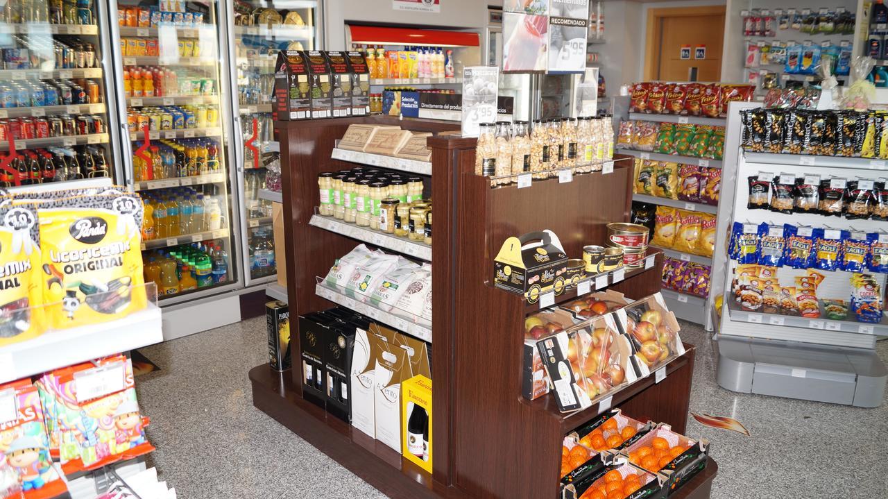 Villaherreros Hotel Area De Servicio Los Chopos מראה חיצוני תמונה