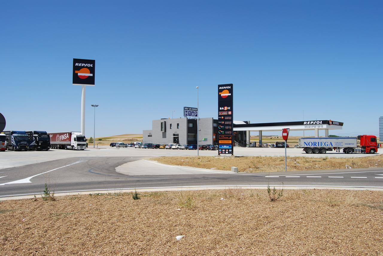Villaherreros Hotel Area De Servicio Los Chopos מראה חיצוני תמונה