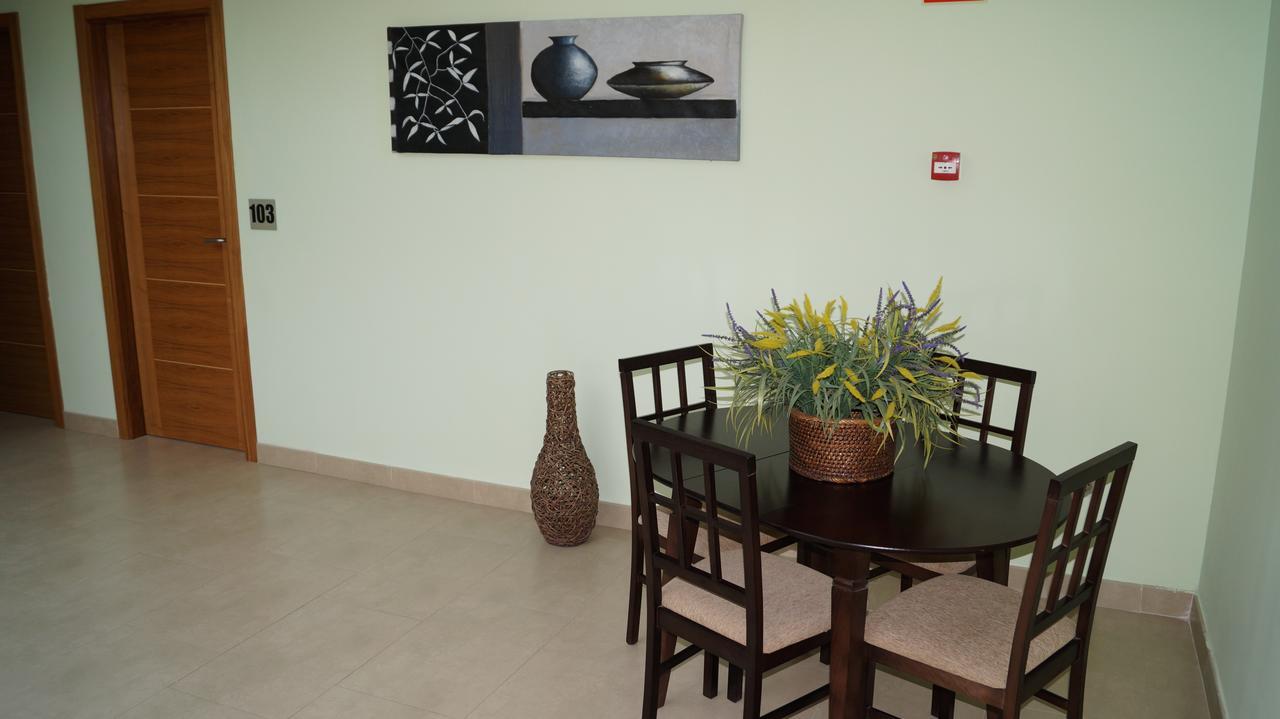 Villaherreros Hotel Area De Servicio Los Chopos מראה חיצוני תמונה
